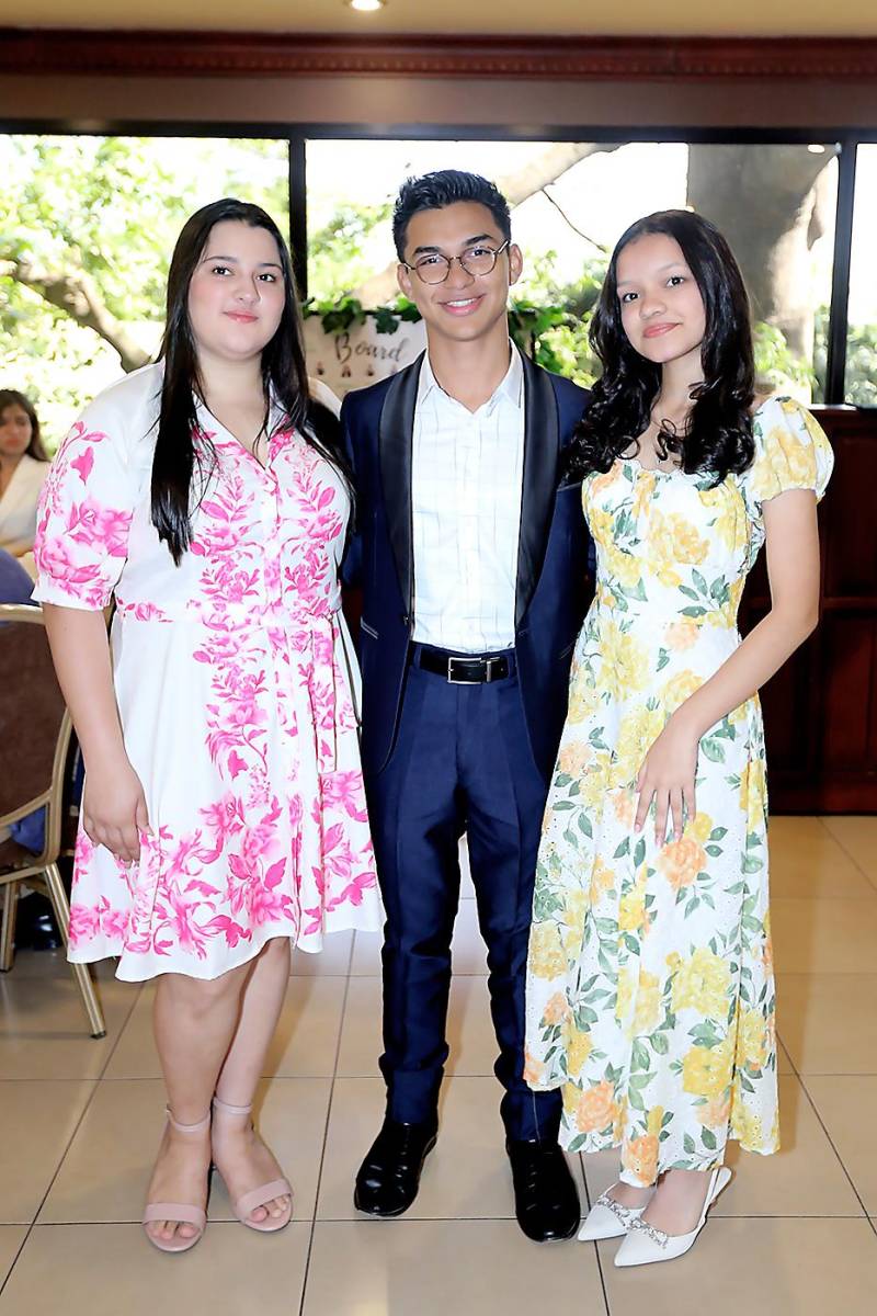 Keisy Rivera, Obed Cardona y Pamela Canales.