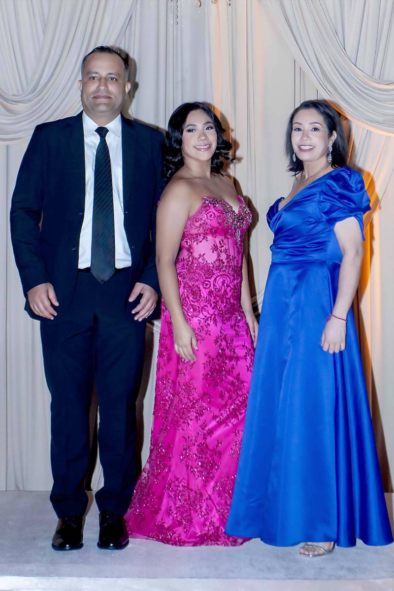 Desfile padres e hijos de la prom 2026 de Happy Days &amp; Freedom Institute