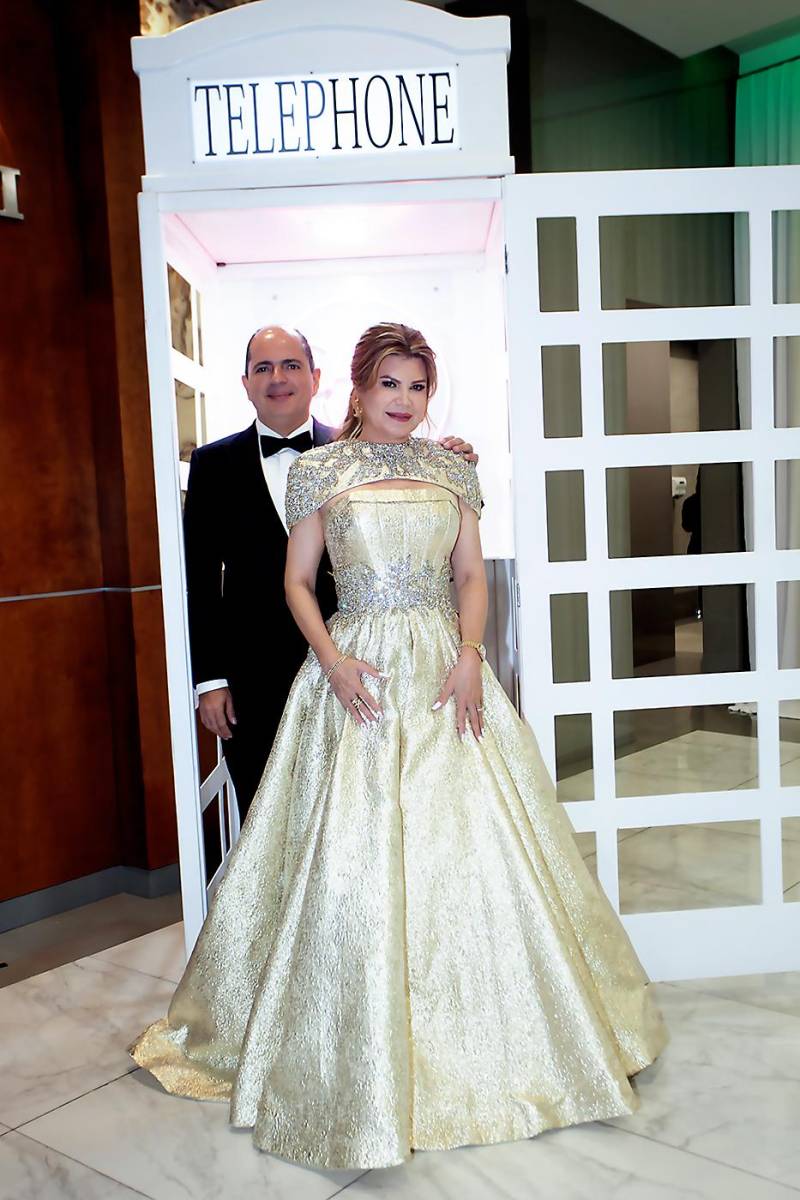 Richard y Doris de Carrillo.