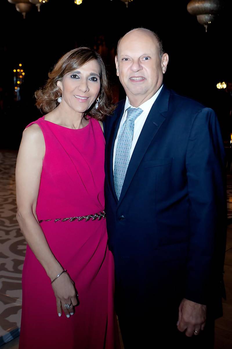 Diana y Roger Larach.