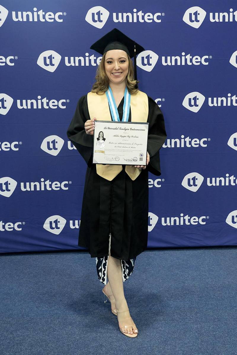 UNITEC SPS celebra la graduación de nuevos talentos y agentes de cambio