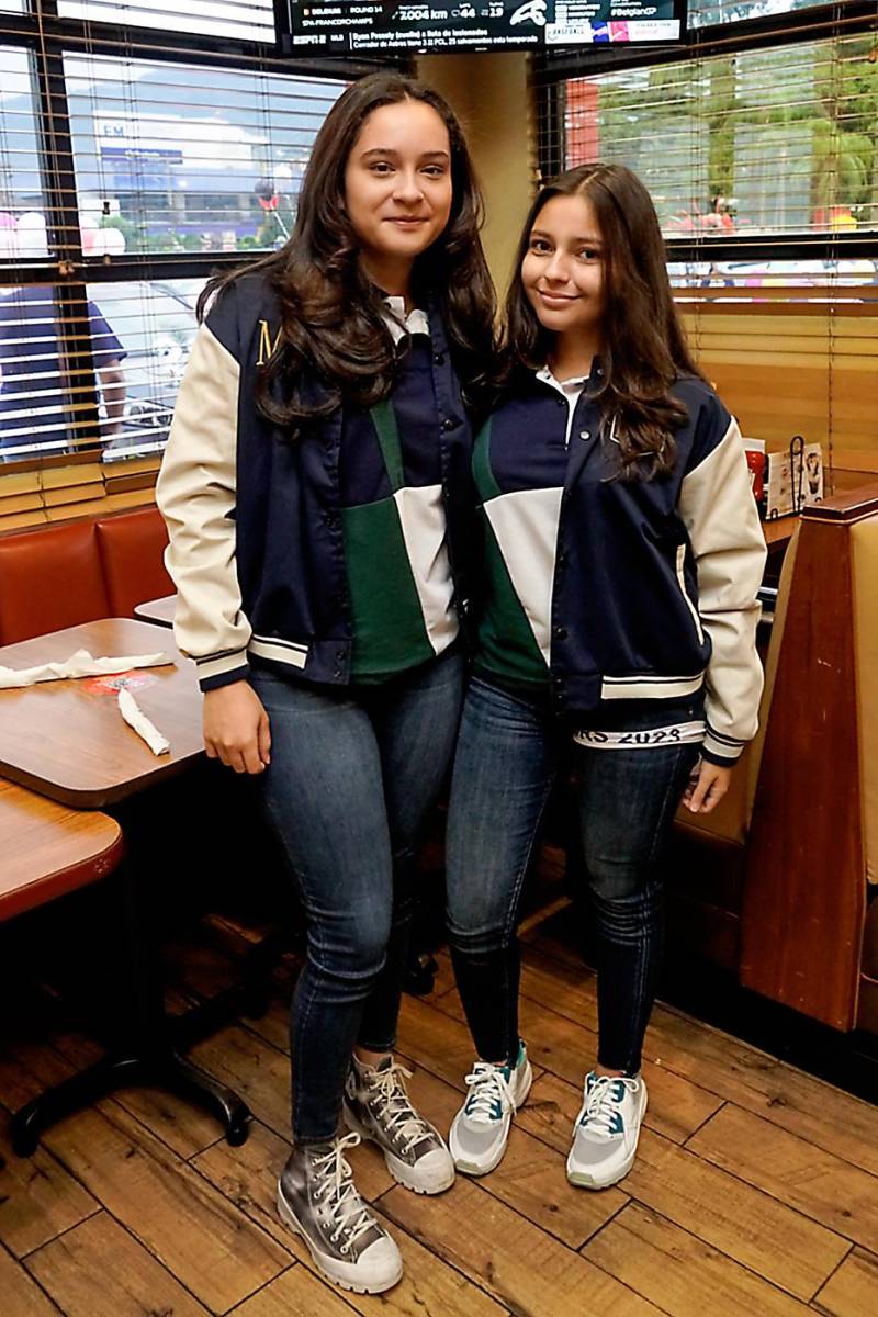 María Fernanda Cisneros y Mariel Regalado.