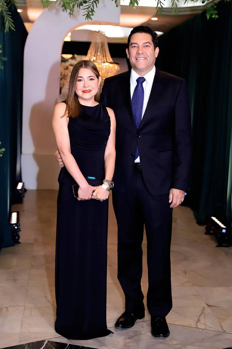 Fiesta de la prom 2025 de la Academia Los Pinares