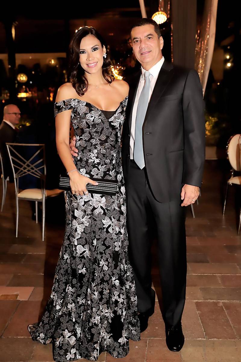  Marcela y Elvin Santos 