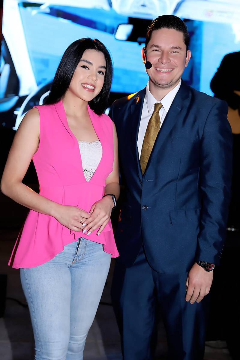 Karla Álvarez y Gerardo Fajardo