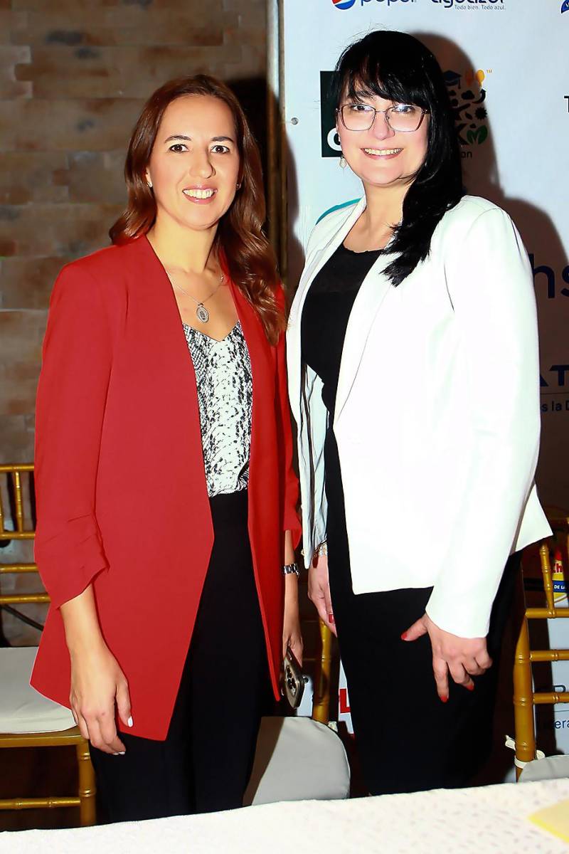 Paola Rietti y Teresa Pérez