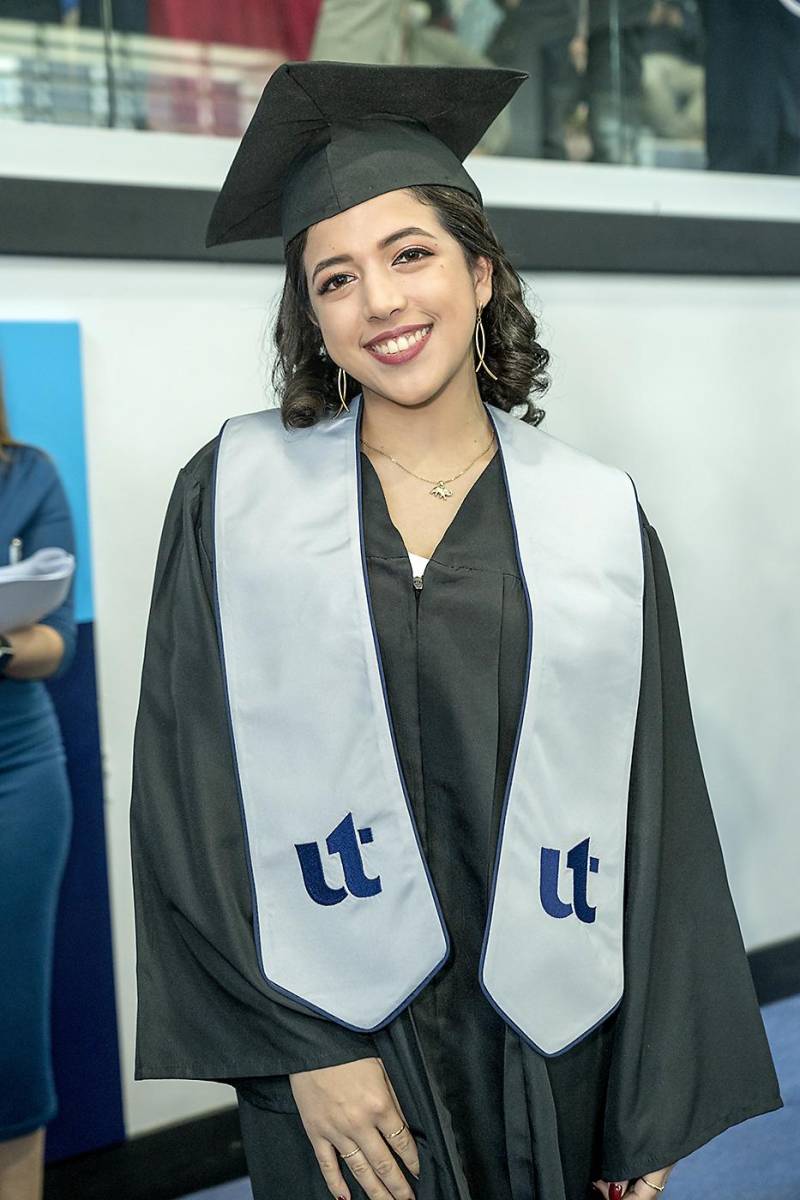 UNITEC SPS celebra la graduación de nuevos talentos y agentes de cambio