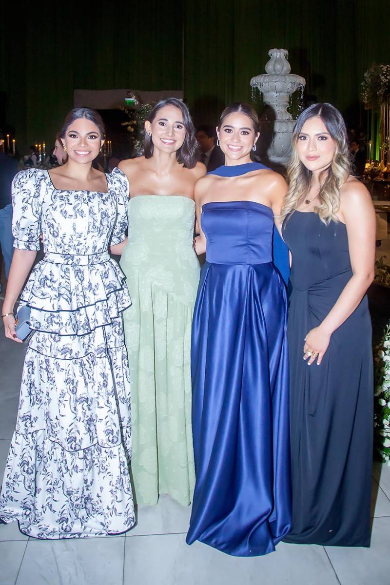 Leticia López, Sofía Pineda, Angélica Navarro y Wendy Noriega