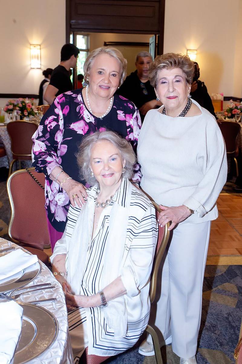 Margarita Pascua, Lily Faraj y Elena Hepburn.