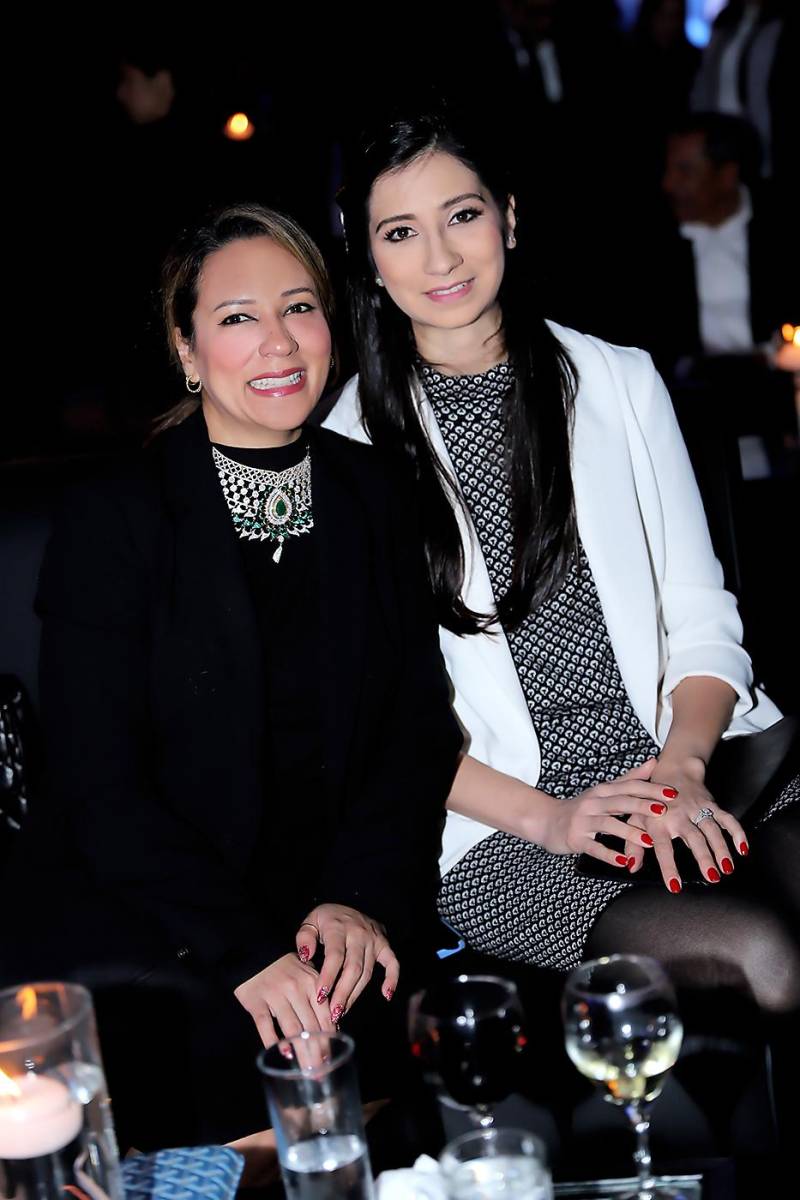 Celina Lozano y Mónica Alvarenga.