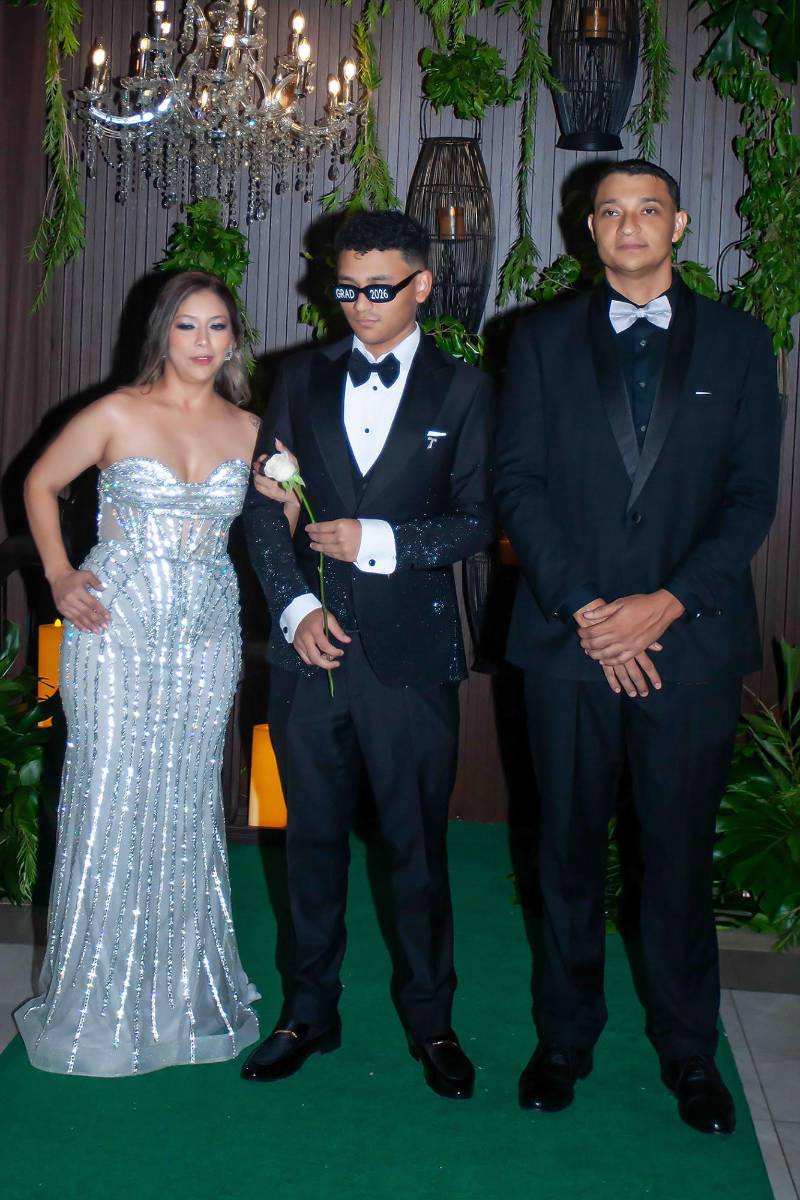 Desfile padres e hijos de la prom 2026 de Franciscan School