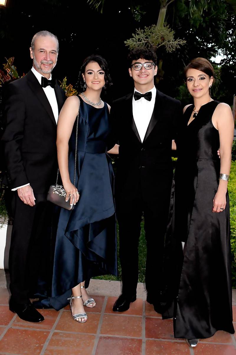  Carlos,, Alejandro Irabien y Adriana Flores