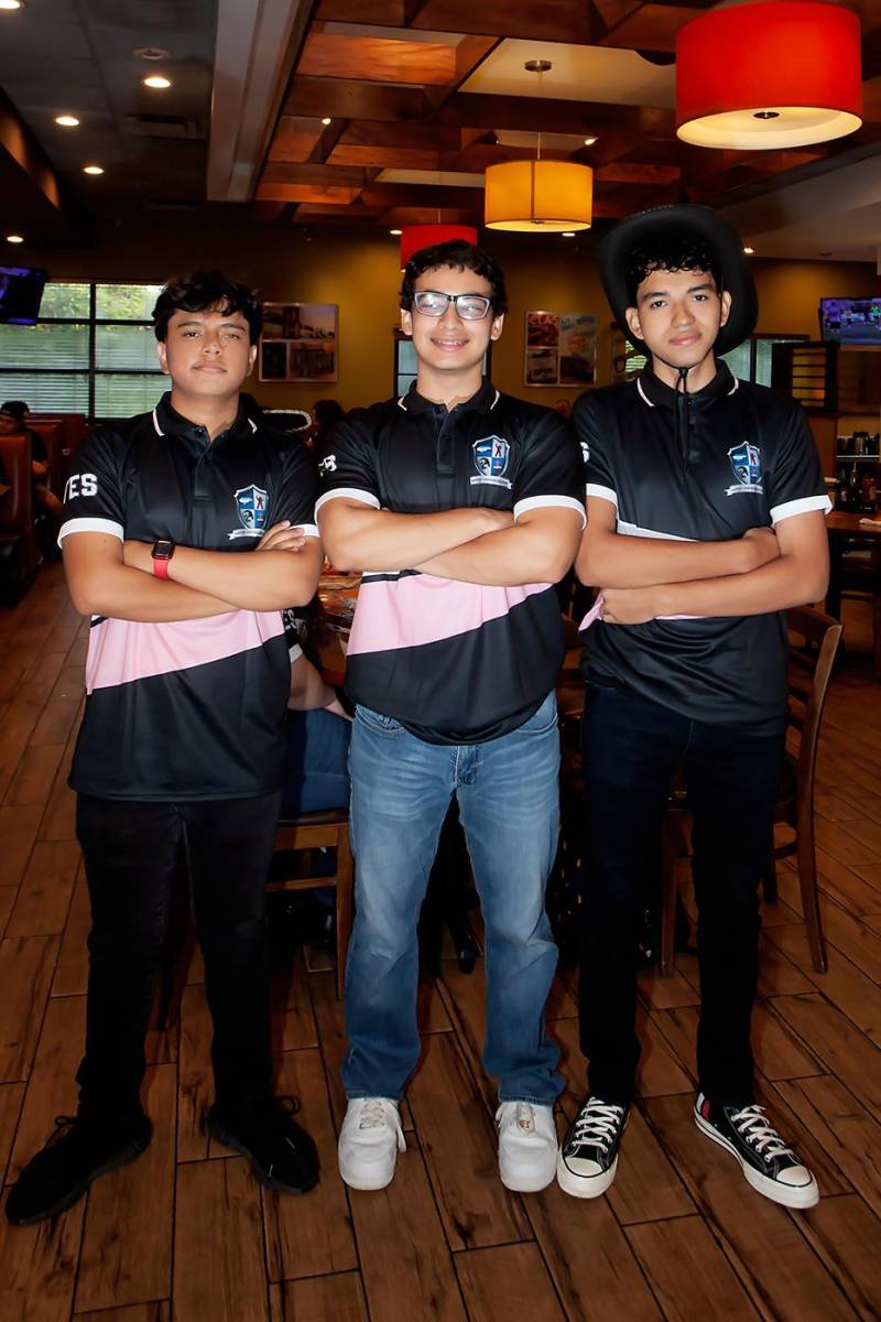Ian Paz, Josué Garay y Brayan Amaya.