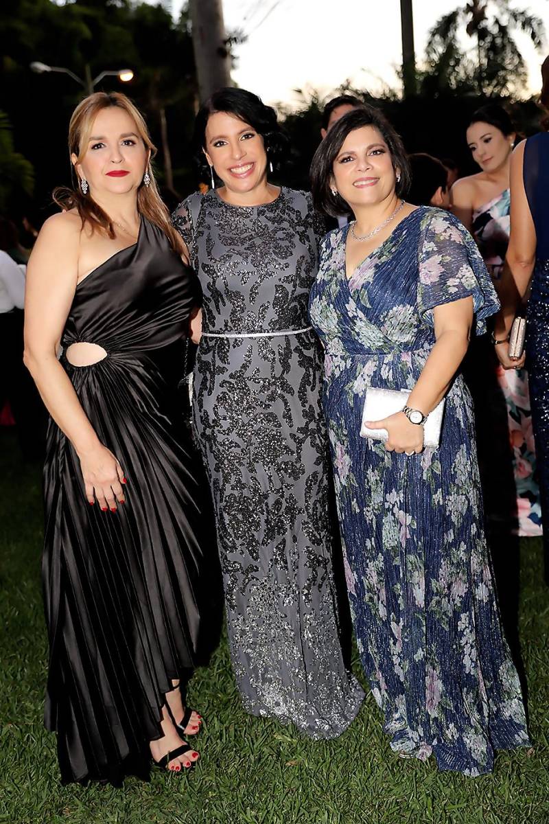Jenny Gernat, Alexa Bendeck y María de Carmen Crespo