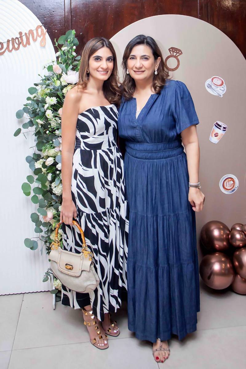 Natalie y Giselle Mitri.