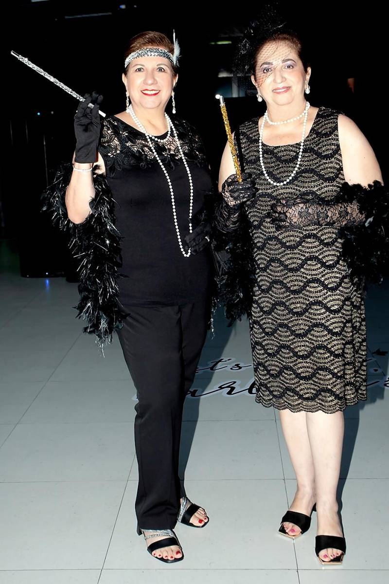 Rita Gattas de Simón y Yolanda Sikaffy de Ganineh.