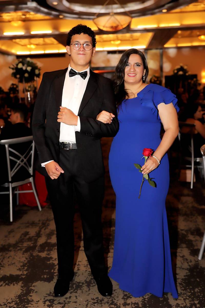Óscar Cruz y Lesly Díaz.