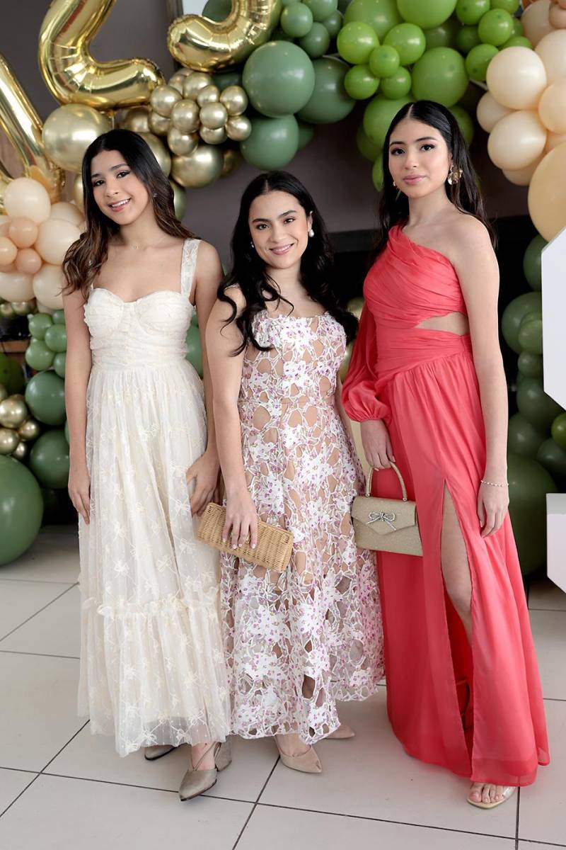 Junior Senior Lunch 2025 de la Academia Los Pinares