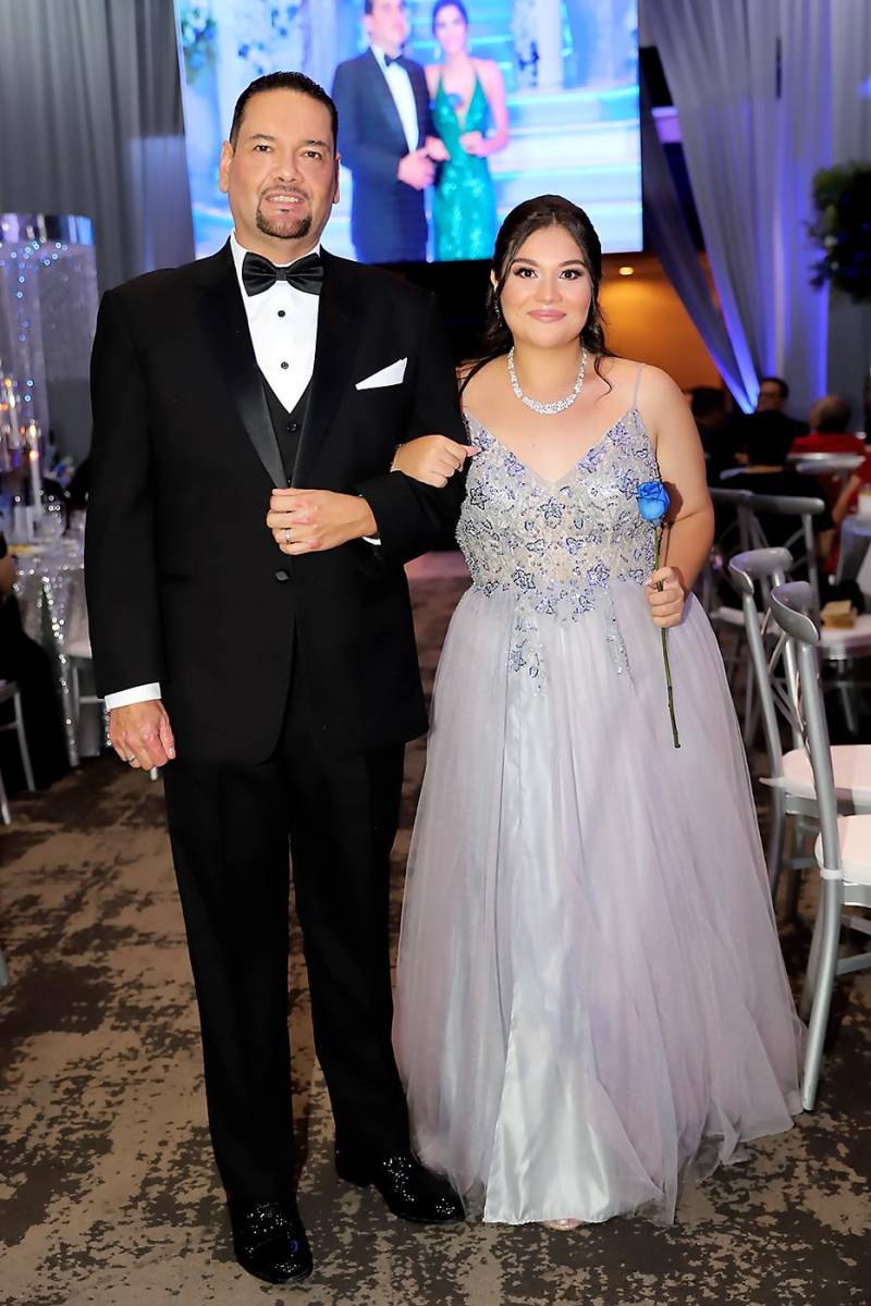 Javier Augustinus con su hija Gabriela Lucía Augustinus Pavón