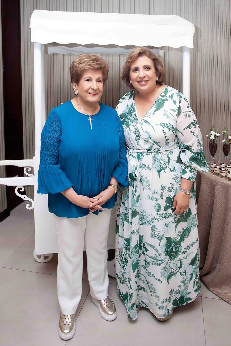 Lily Faraj y Guadalupe Hasfura.