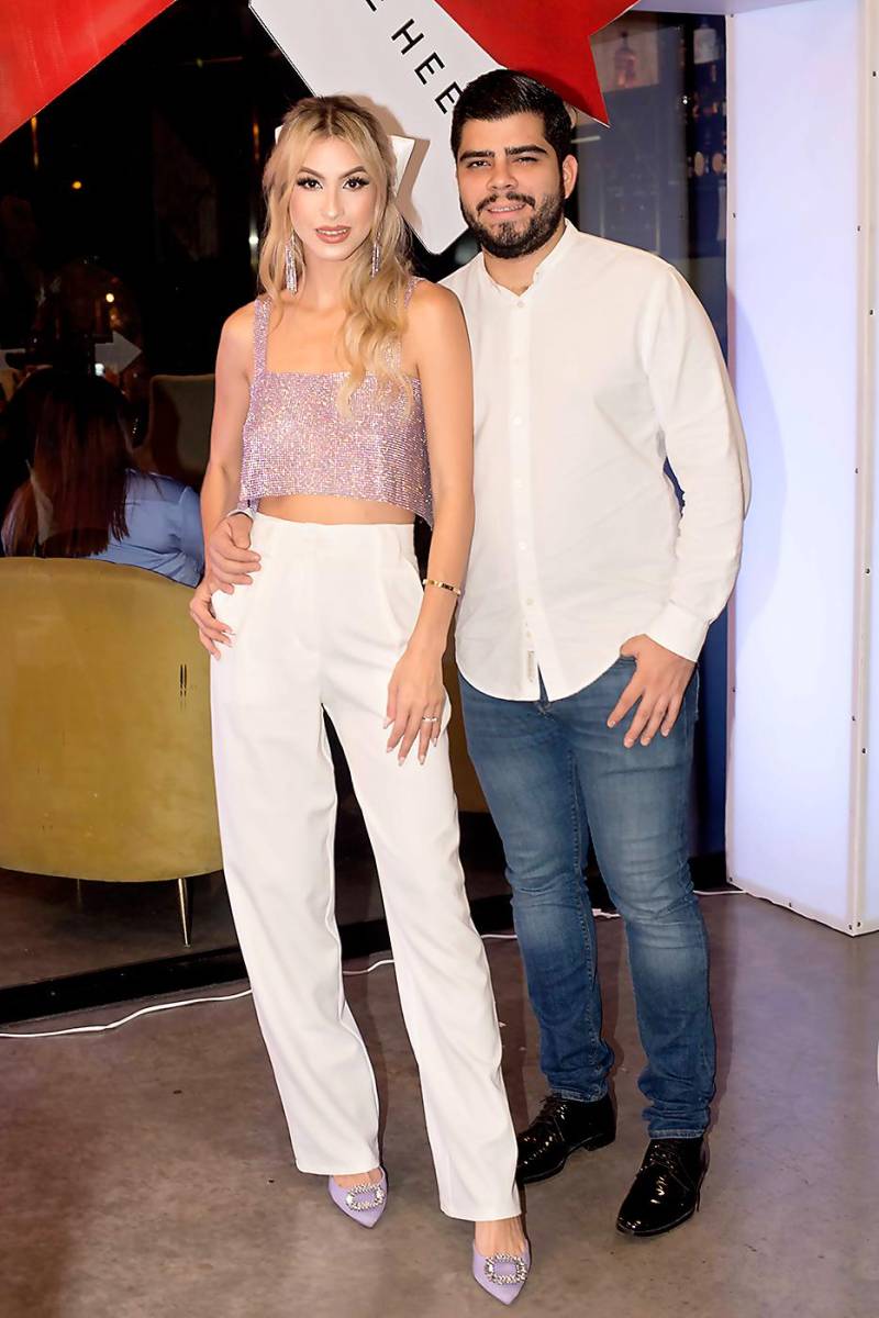 Rosyl Mejía y su esposo Marco Castellanos.