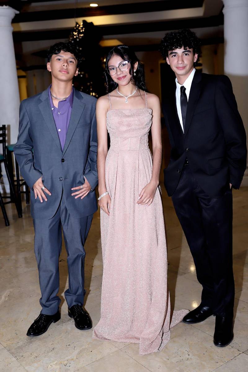 Álvaro Rodríguez, Azaria Cálix y Daniel Midence.