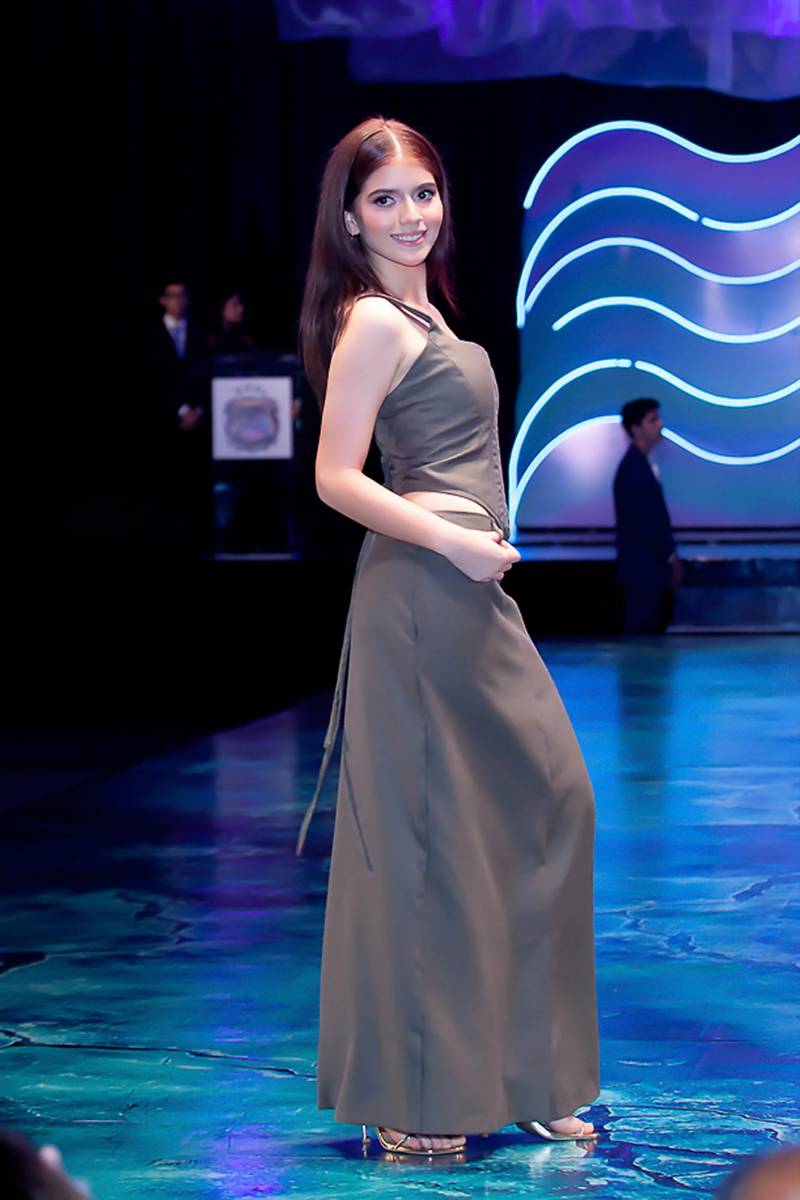 Senior Fashion Show 2026 de la Escuela Internacional Sampedrana, parte 1