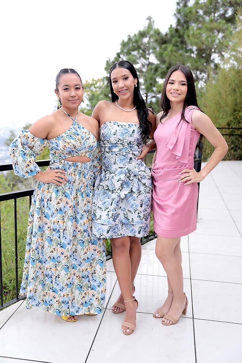Daphne Padilla, Valeria Sevilla y Andrea Rápalo.