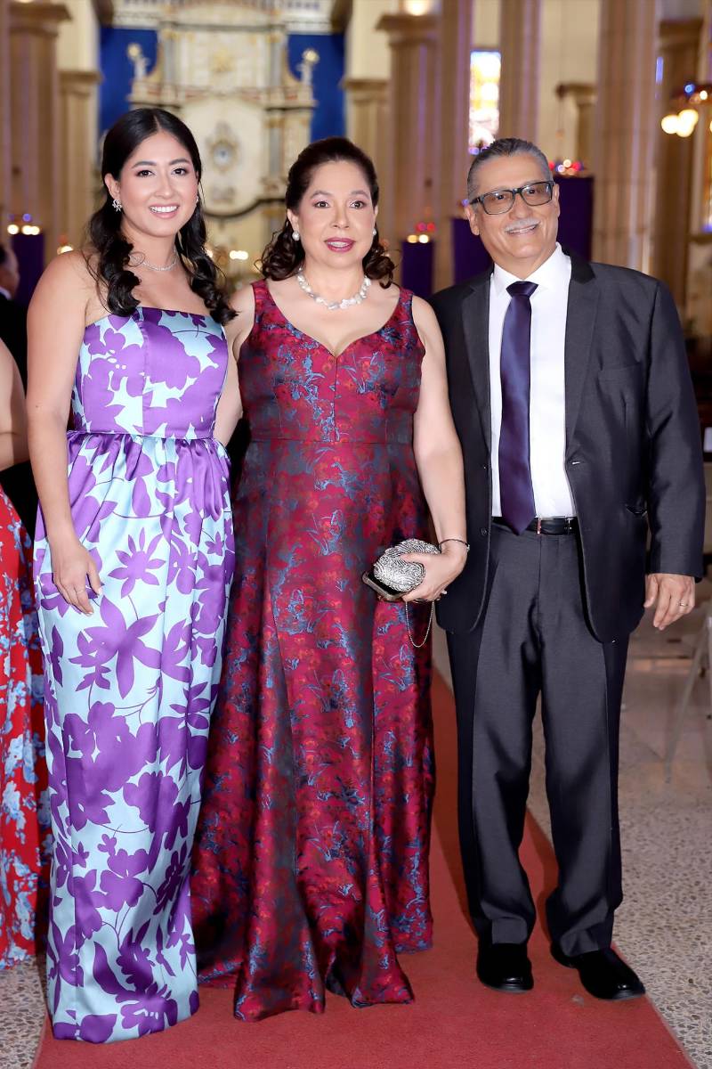 MAría Gabriela, Lorena y José Raúl Durón