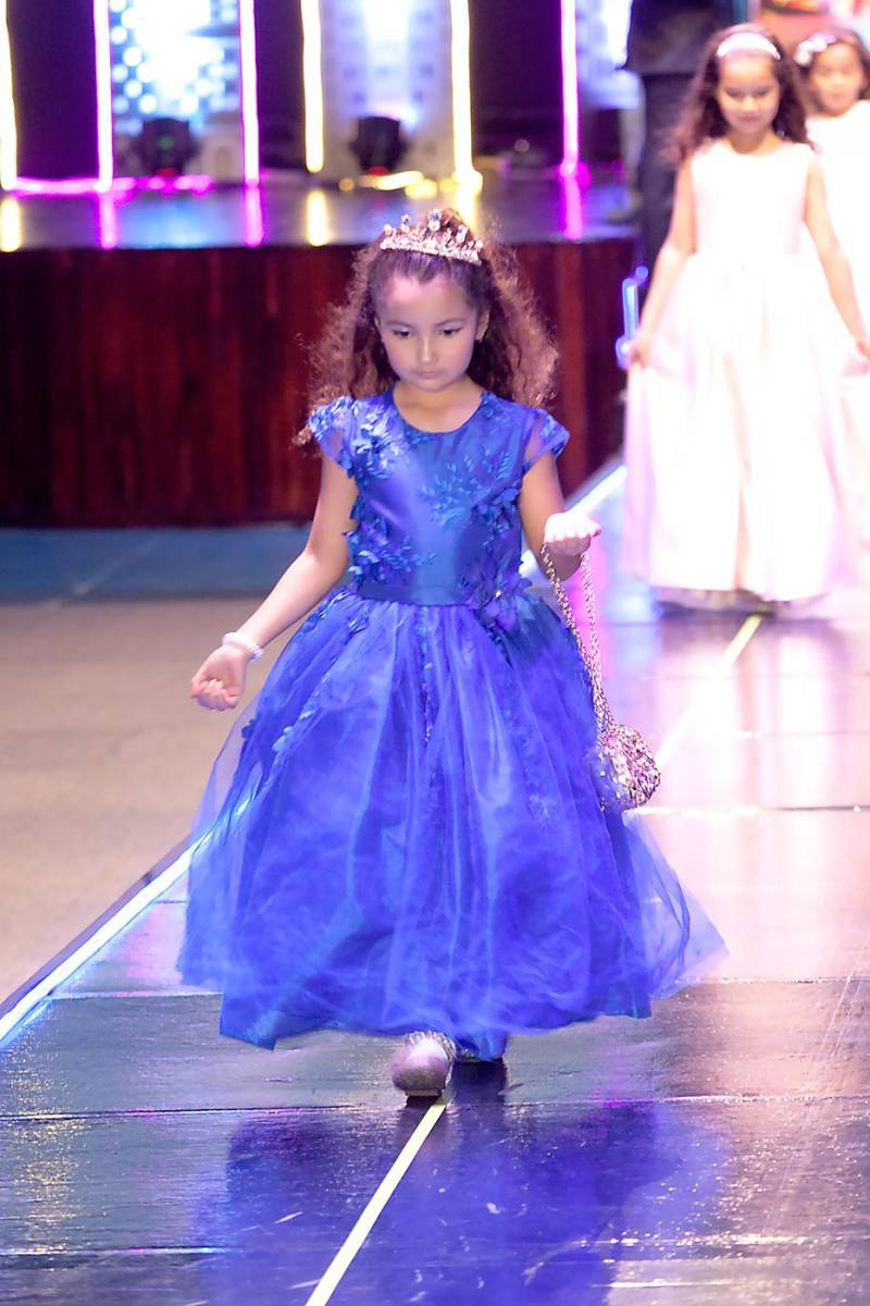 Fashion Show de la EIS 2024