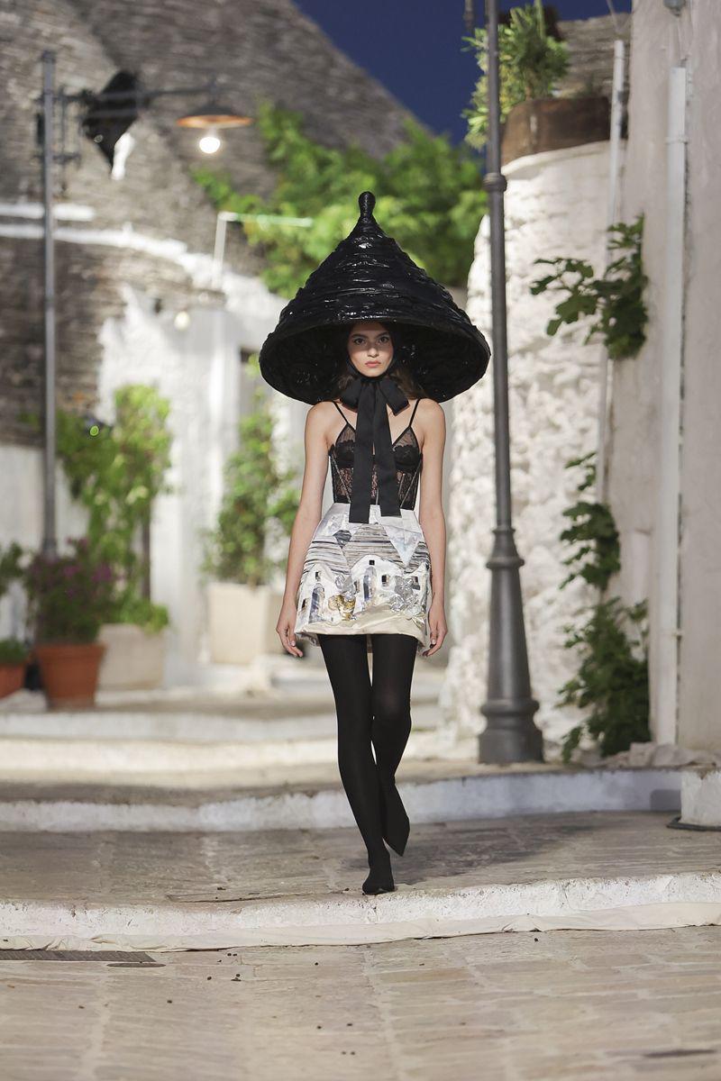 Dolce &amp; Gabbana presenta su nueva colección Alta Moda Otoño/Invierno 2023