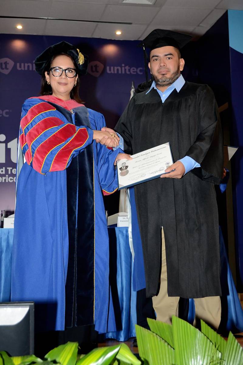 Graduaciones de Posgrado de UNITEC de Tegucigalpa 2025