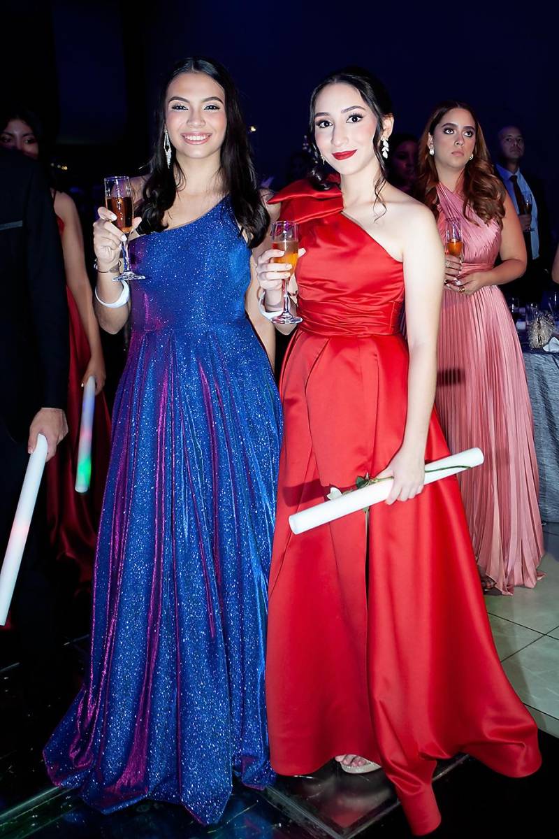  Isabella Membreño y María Rodríguez