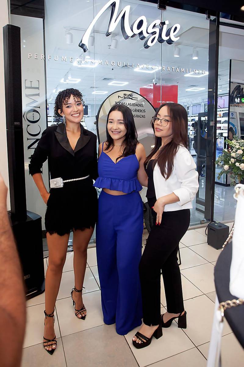  Invitadas a la reapertura de Perfumería Magie en Mall Multiplaza