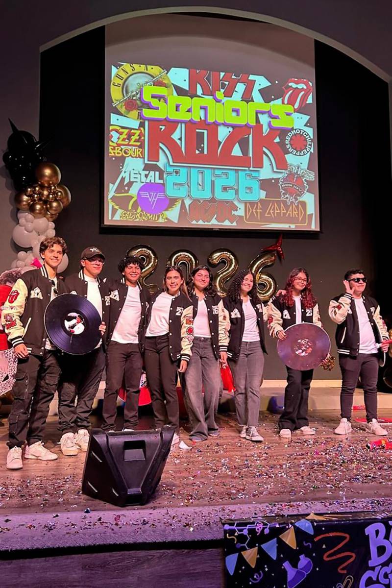 Nelson Espinal, Juan Andrés Sandoval, Henry Dávila, Ivanna Sabillón, Valery Lupi, Paulina Zelaya, Camila Lagos y Miguel Rivera