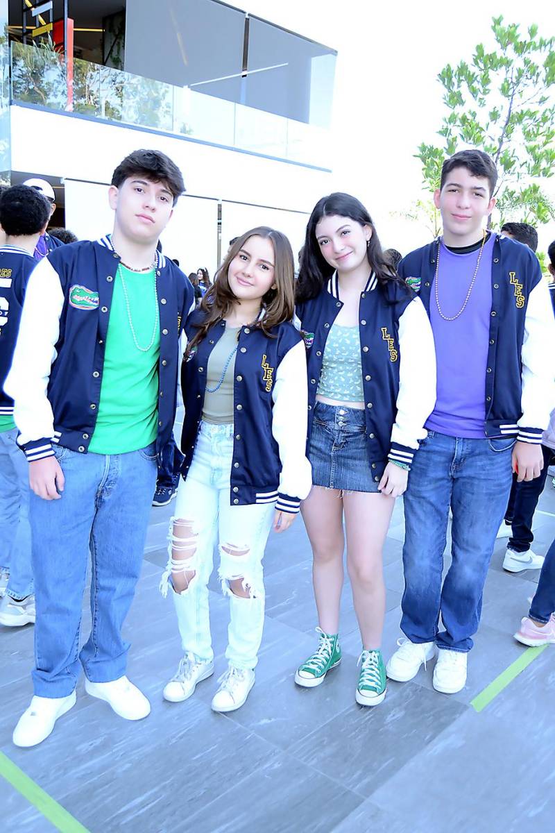 Evan Cárdenas, Laura Munguía, Victoria Leiva y Carlos Padilla.