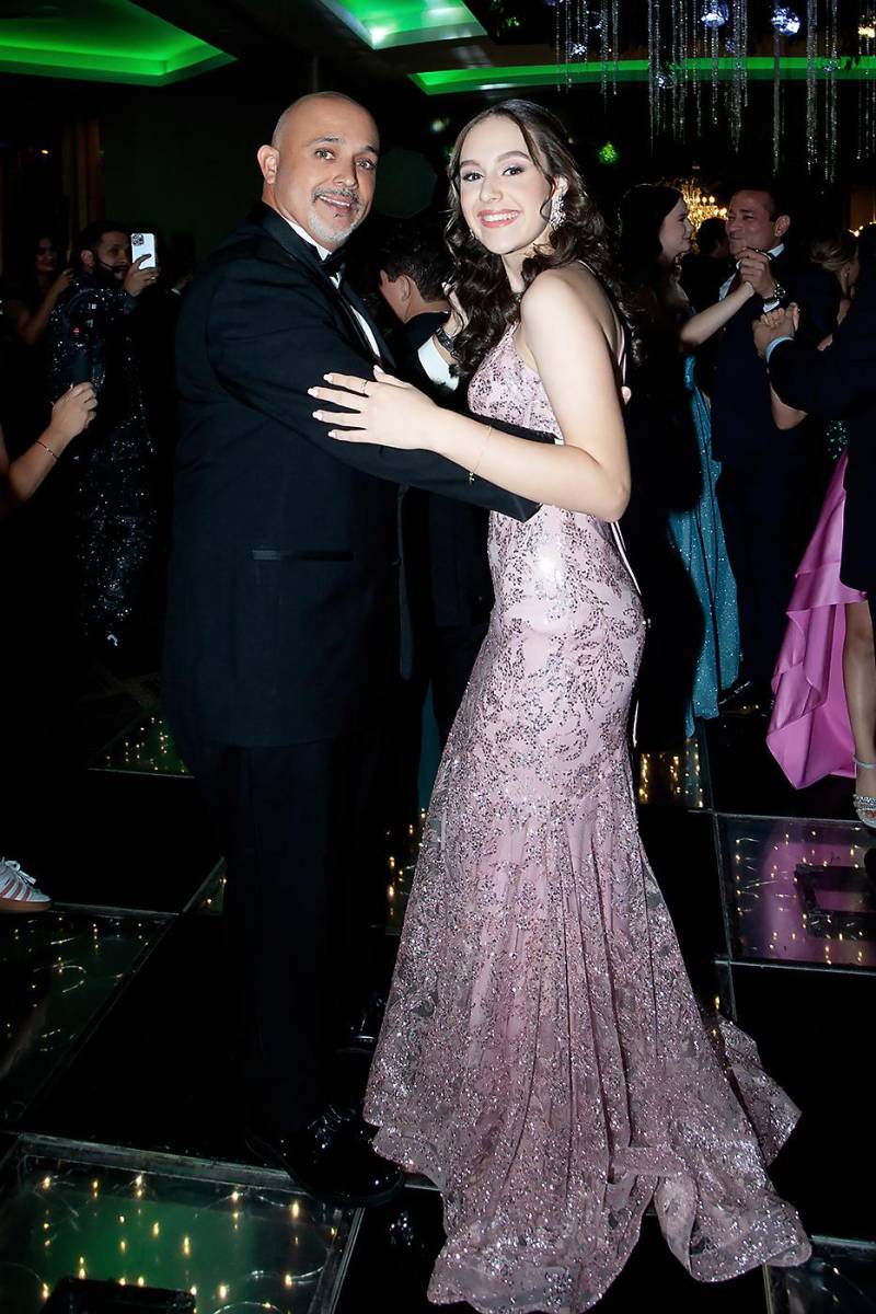 Mauricio Pacheco y su hija Natalia.