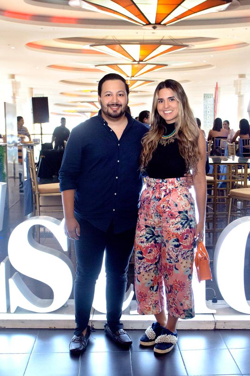 Leroy Arguijo y Michelle Mejía.