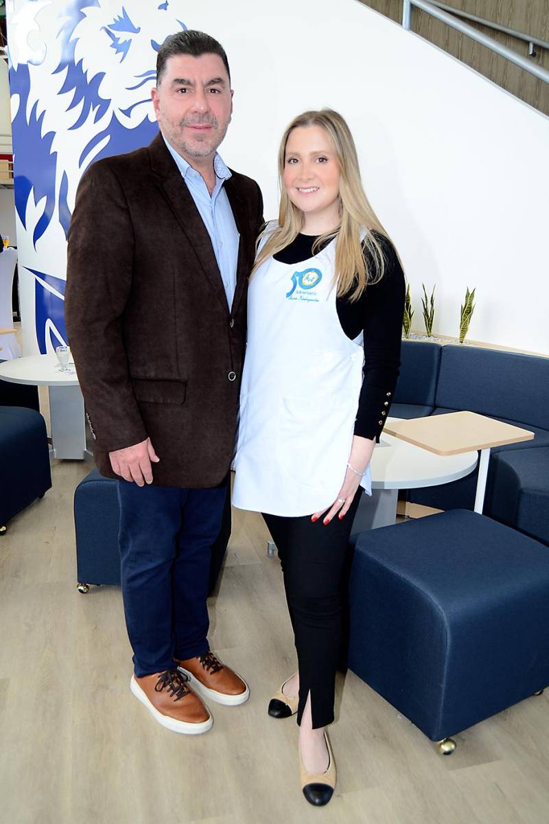 Alex y Monique Weddle