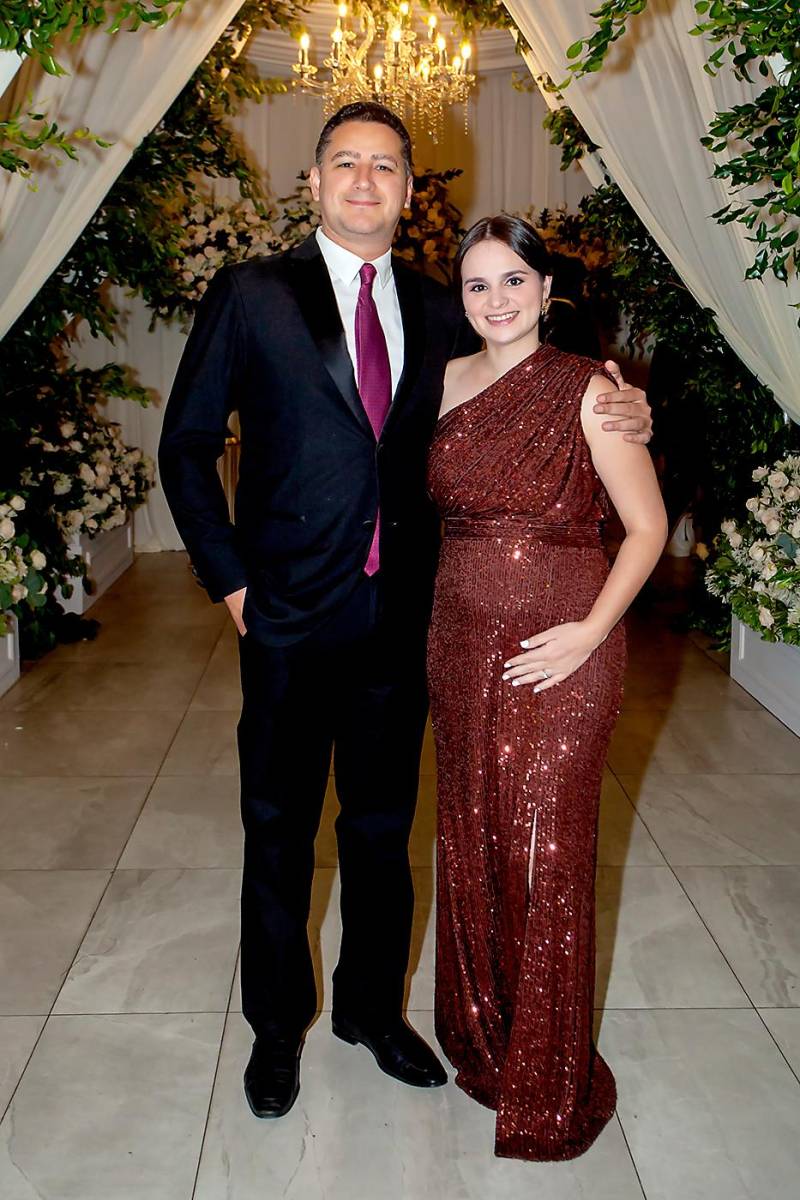 Jesús y Giselle Hawit