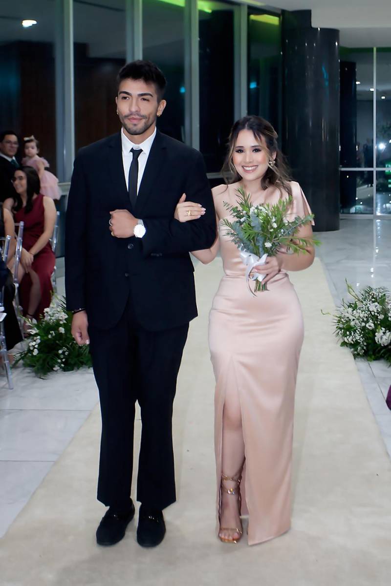 Raul Méraz y Lidia Caballero.