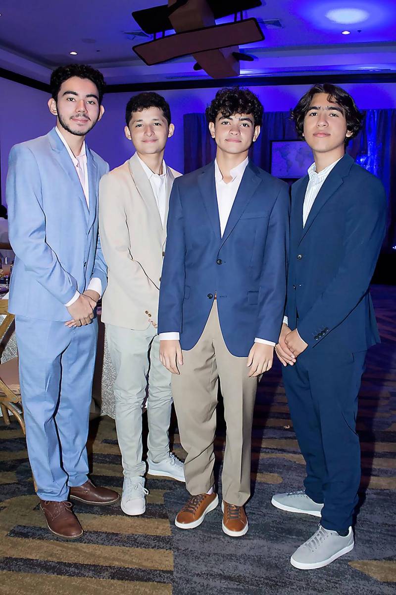 Rubén Meza, Roberto Zúniga, Carlos Handal y Andres Hall