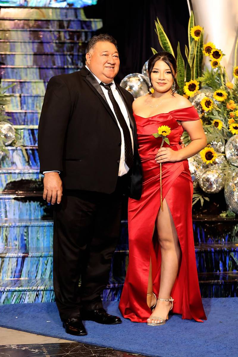 José y Briana Flores.