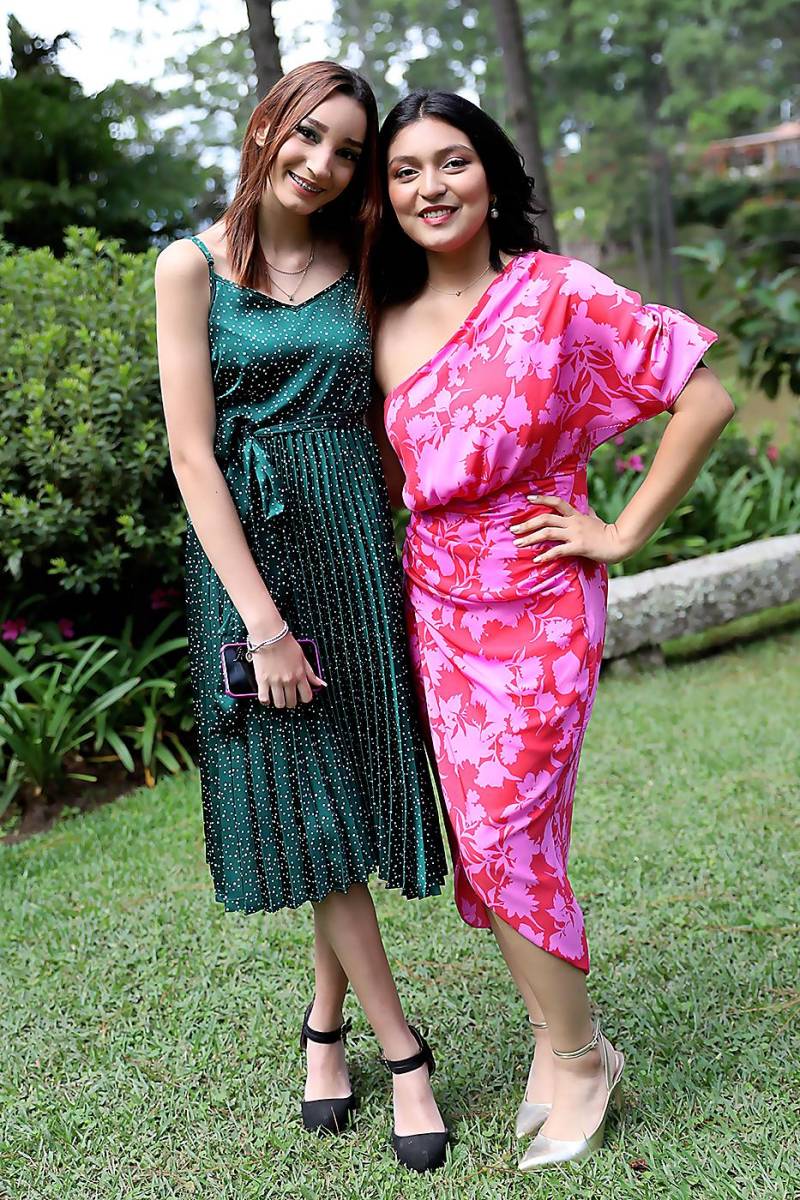 Alejandra Martínez y Elena Alvarado