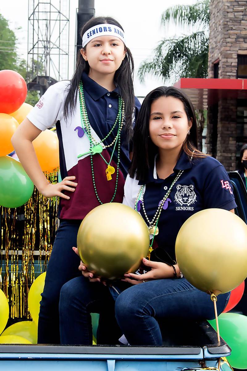 Andrea Argueta y Ariana Guzmán.