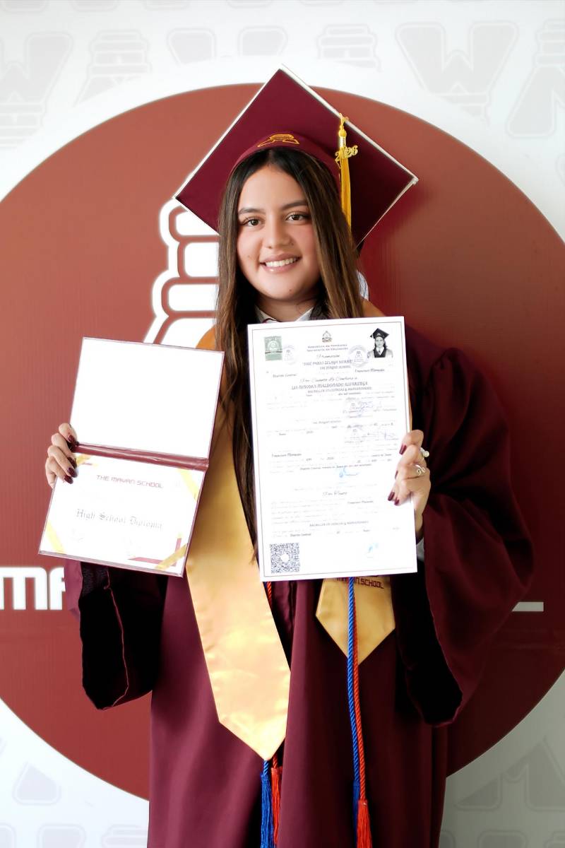 Graduación de los seniors 2026 de Mayan School