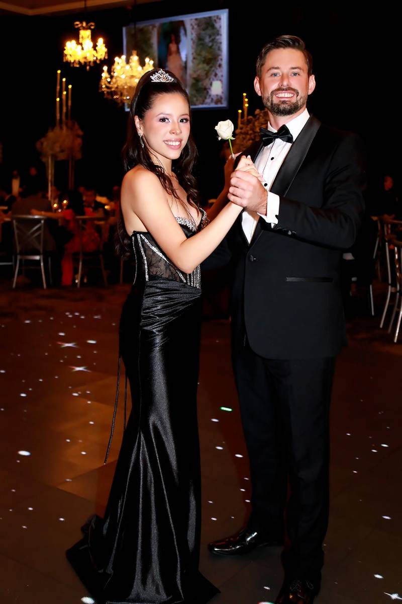 Valentina Toron y su padre Anton Kagie. 
