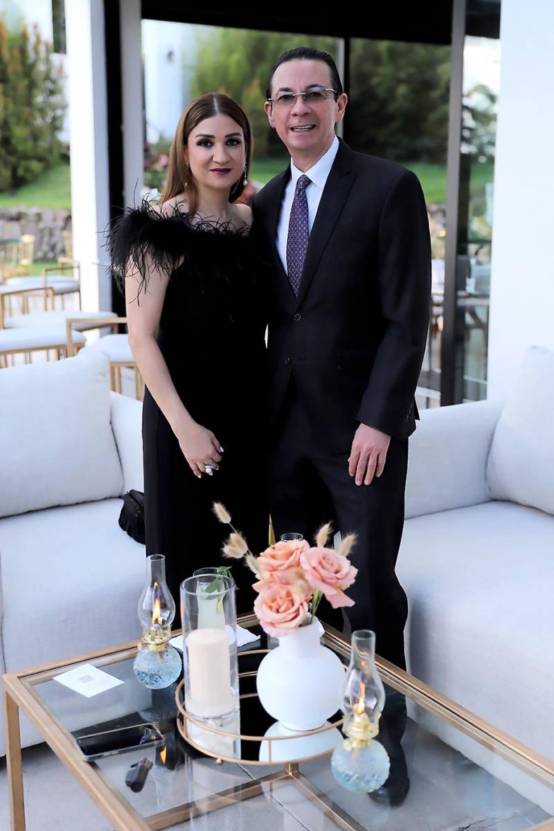 Así fue la boda de Próspero Castellanos y María Isabel Simón