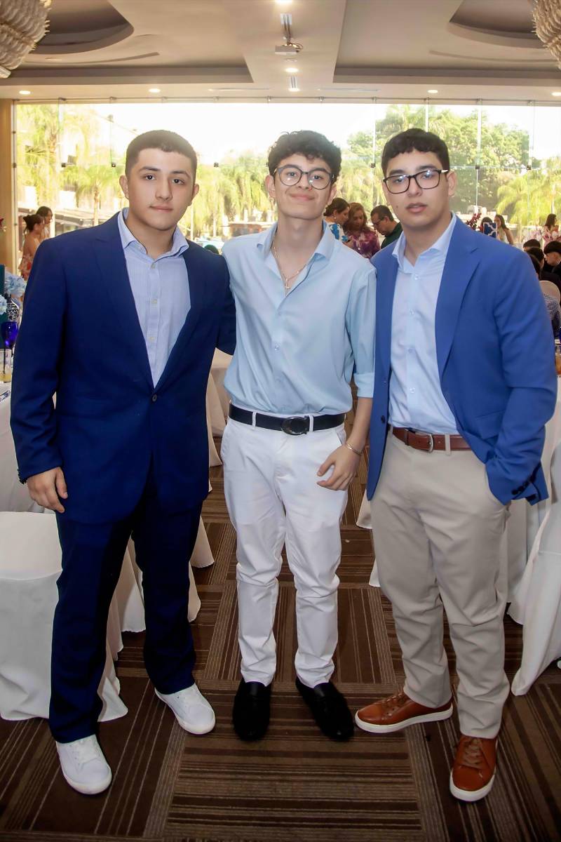 Carlos Banegas, Iván Gutiérrez y Jery Morel.