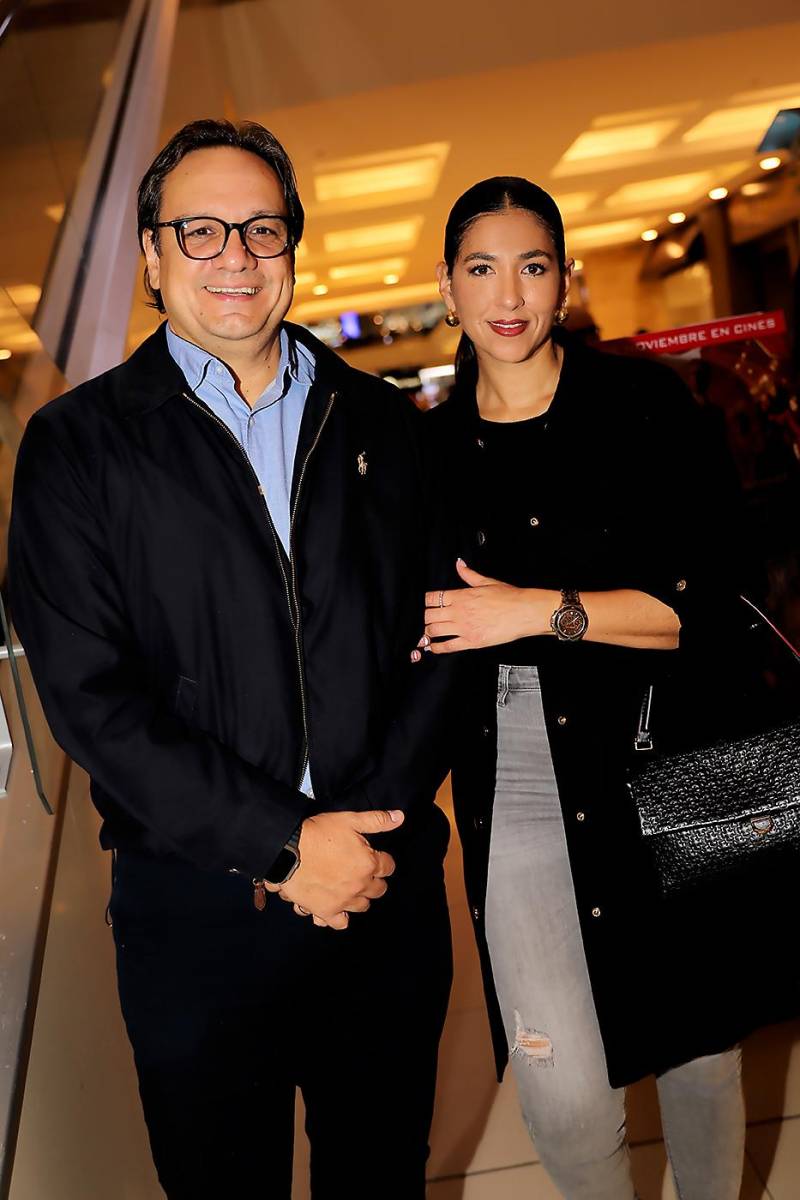 Germán Castañeda y Loana Cáceres. 